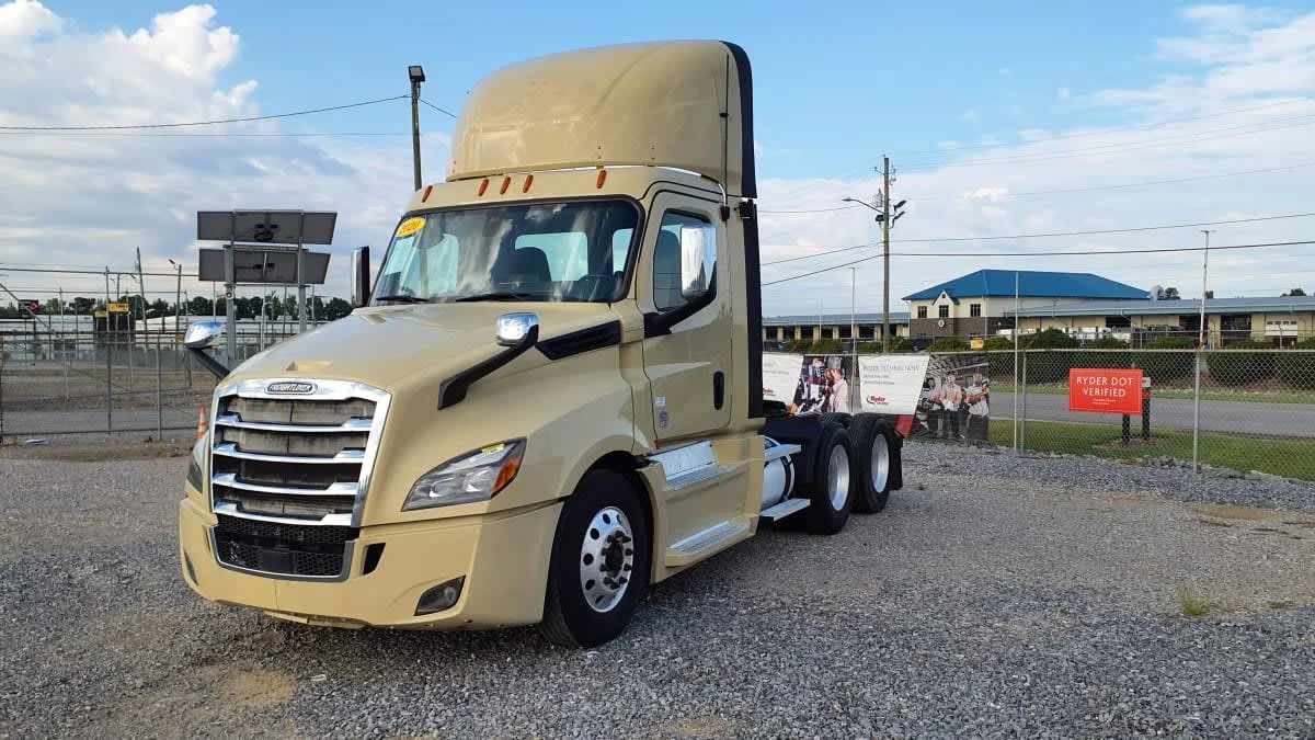 2020 Freightliner Cascadia