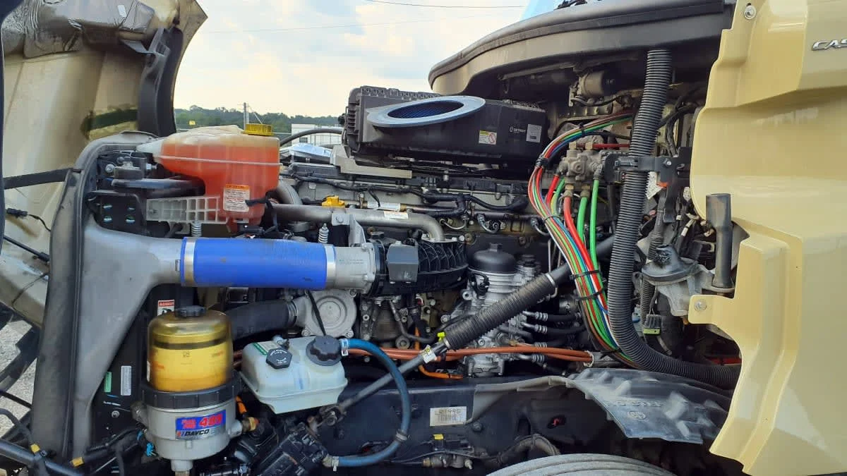 2020 Freightliner Cascadia in Birmingham, AL — photo 8