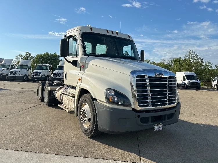 2019 Freightliner in Akron, OH