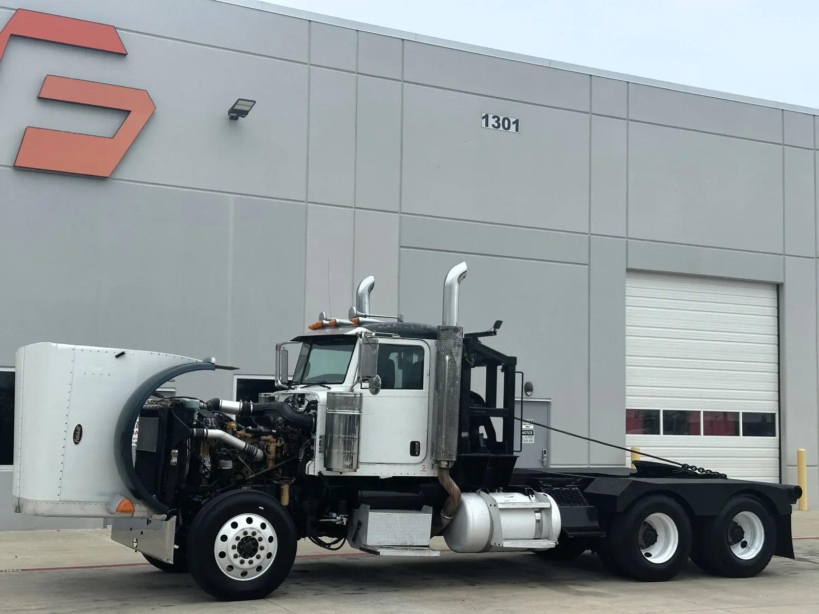 2008 Peterbilt 388 in Hutchins, TX — photo 10
