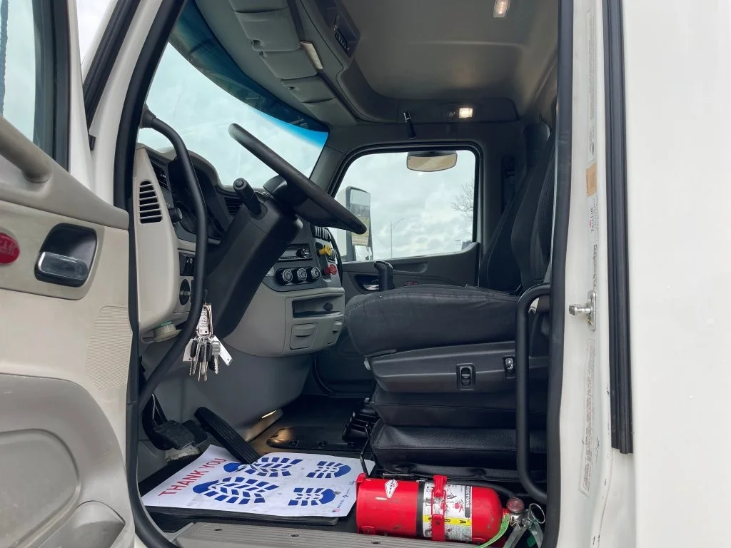 2020 Peterbilt 567 - image 10