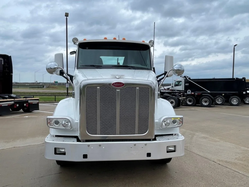 2020 Peterbilt 567 - image 8