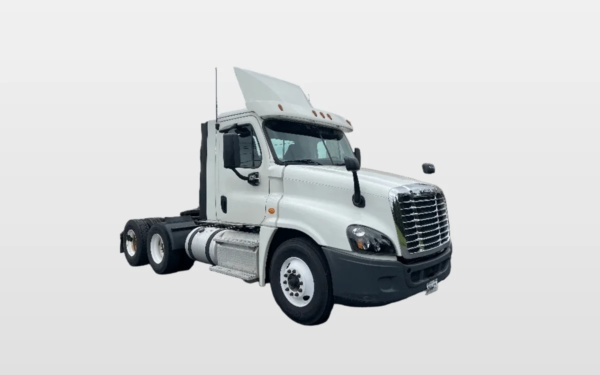 2017 Freightliner - image 1