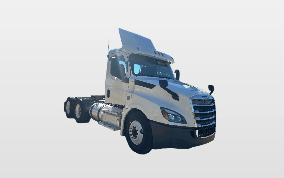 2019 Freightliner - image 1