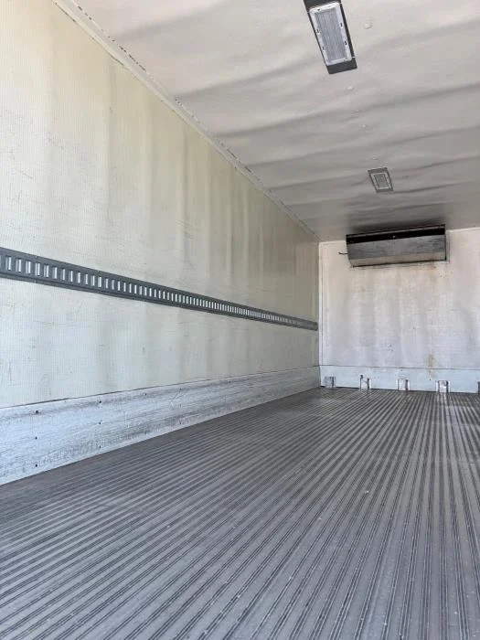 2019 International 4300 - image 16