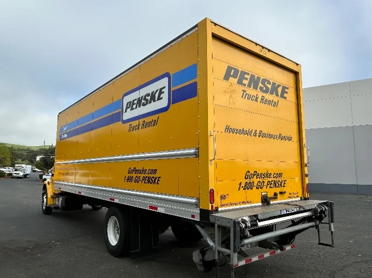 2020 Freightliner M2 106 - image 6