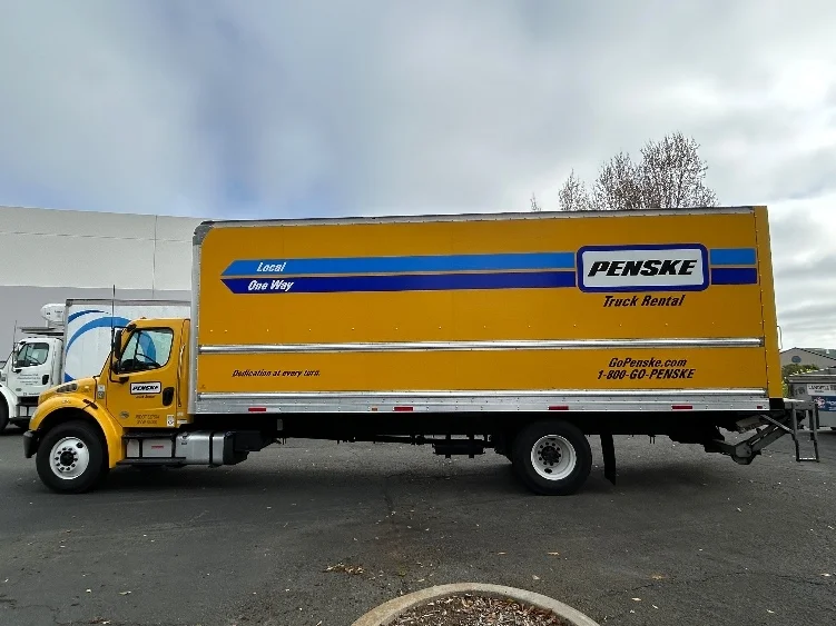 2020 Freightliner M2 106 - image 4