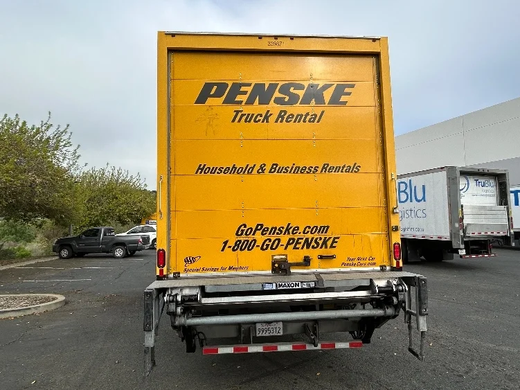 2020 Freightliner M2 106 - image 8