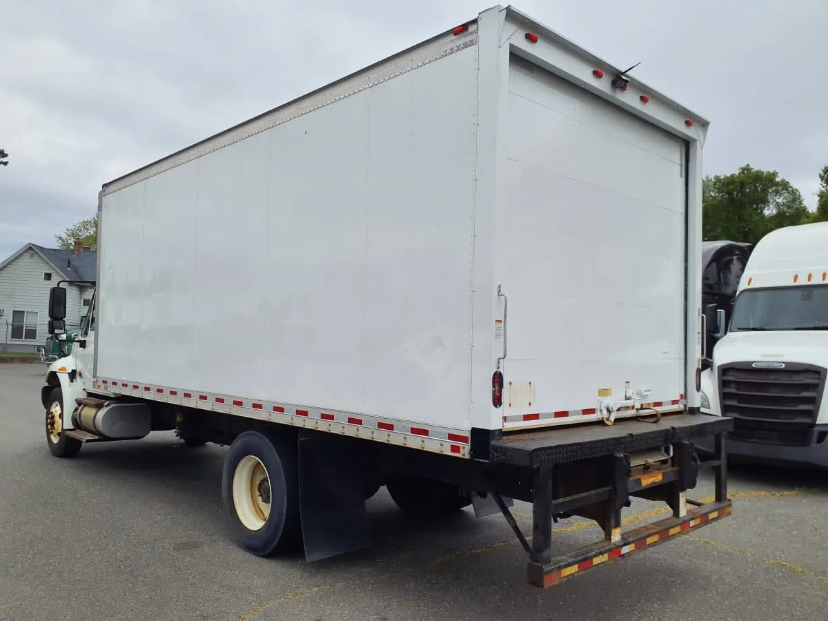2019 International 4300 in Springfield, MA — photo 6