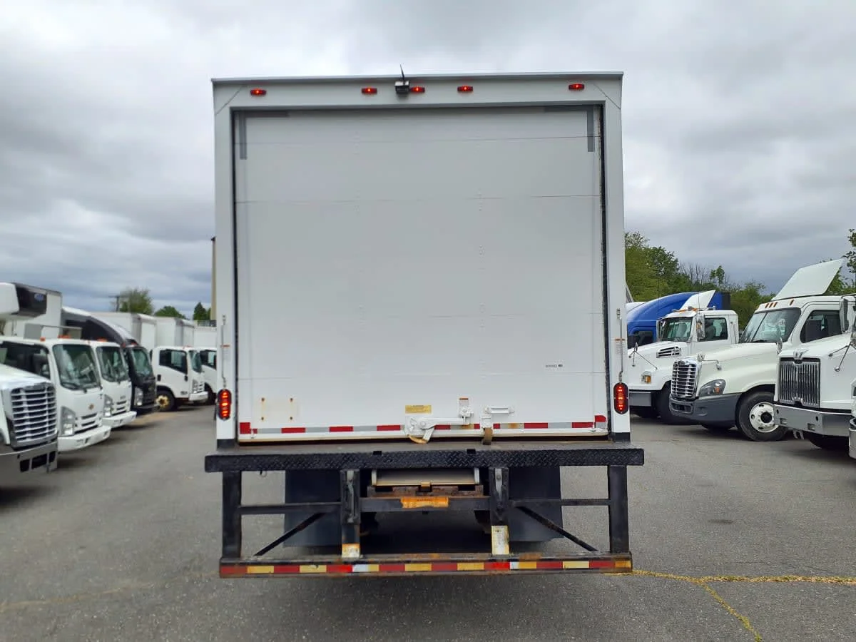 2019 International 4300 in Springfield, MA — photo 5