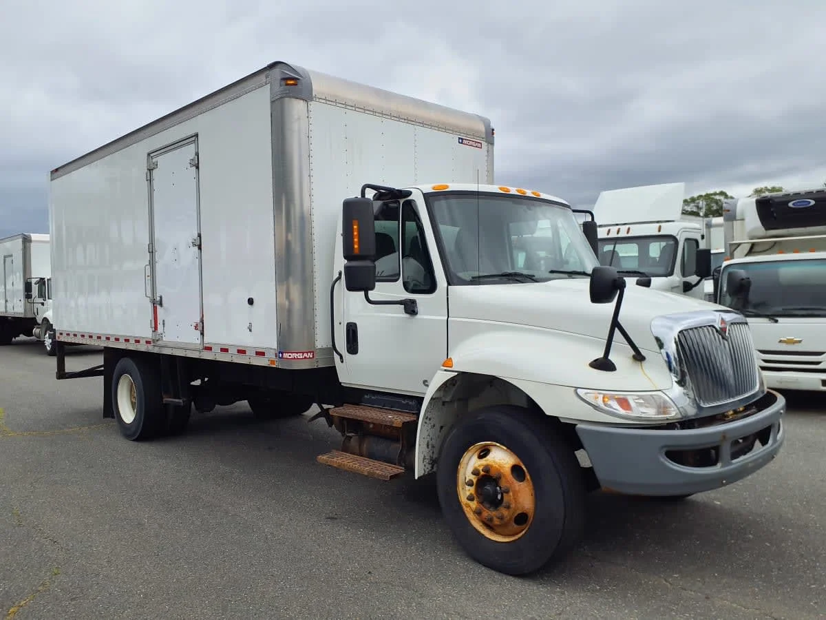 2019 International 4300 in Springfield, MA — photo 3