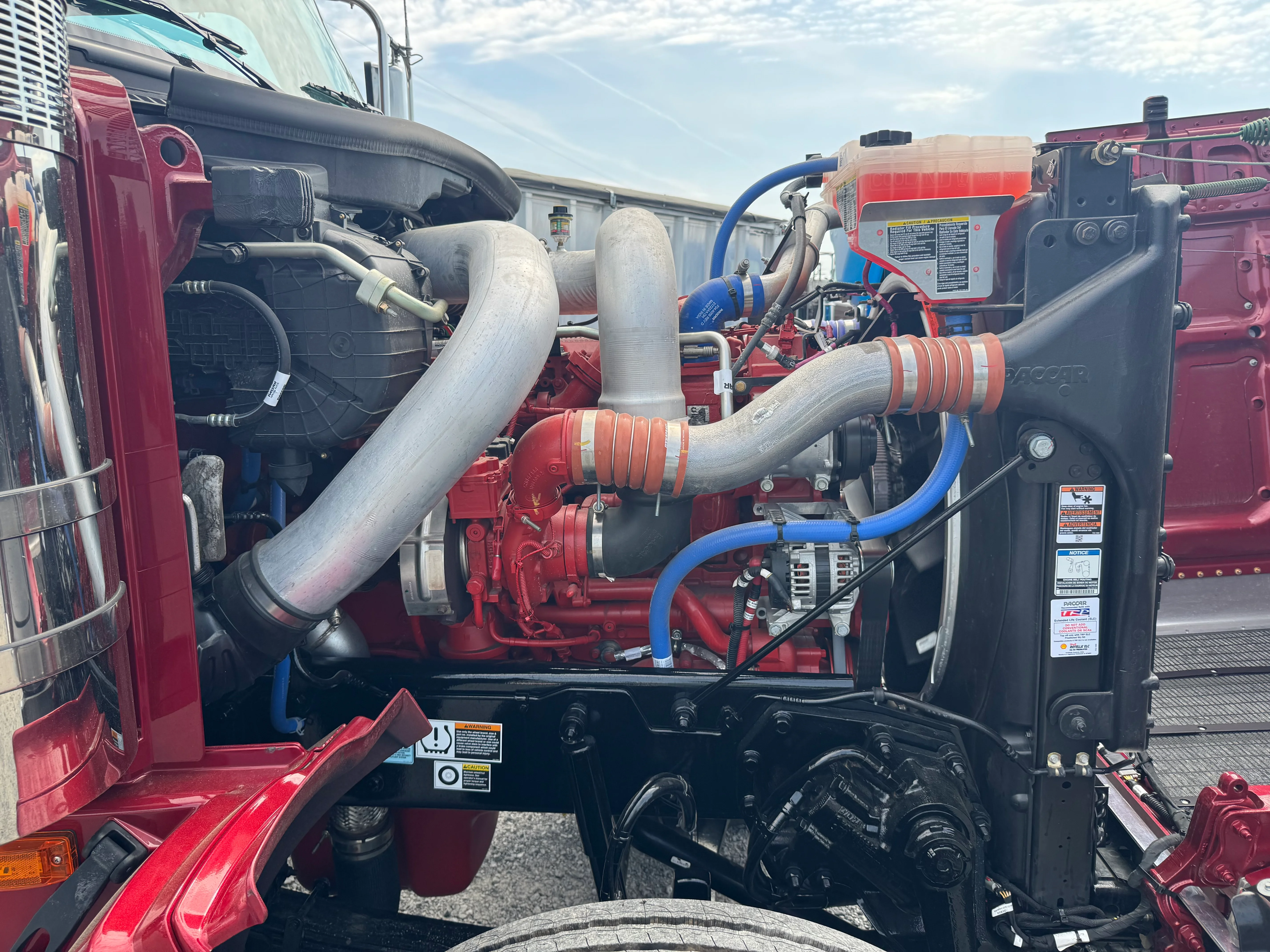 2025 Peterbilt 589 - image 13