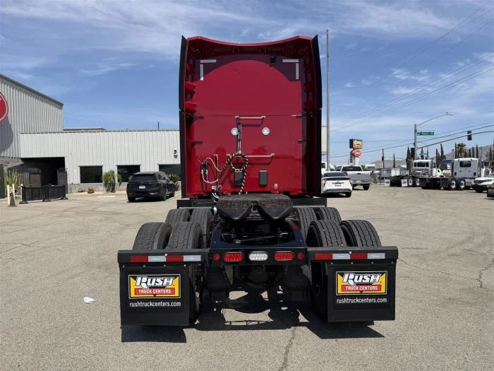 2026 Peterbilt 579 — photo 9