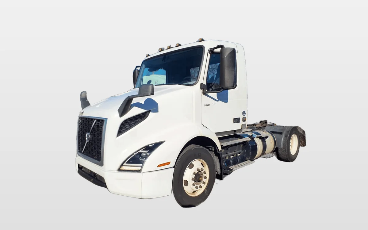 2019 Volvo - image 1