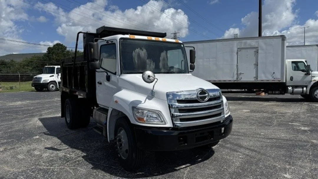 2016 Hino 338