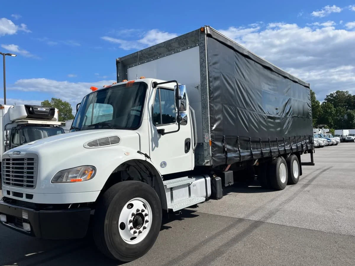 2020 Freightliner M2 106