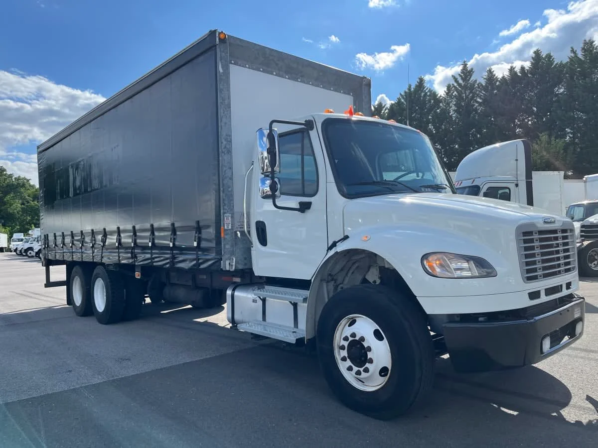 2020 Freightliner M2 106 in Beltsville, MD — photo 3