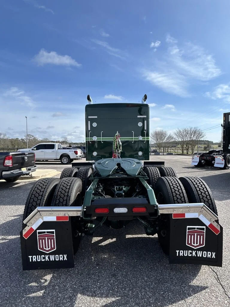 2026 Kenworth W900 - image 6