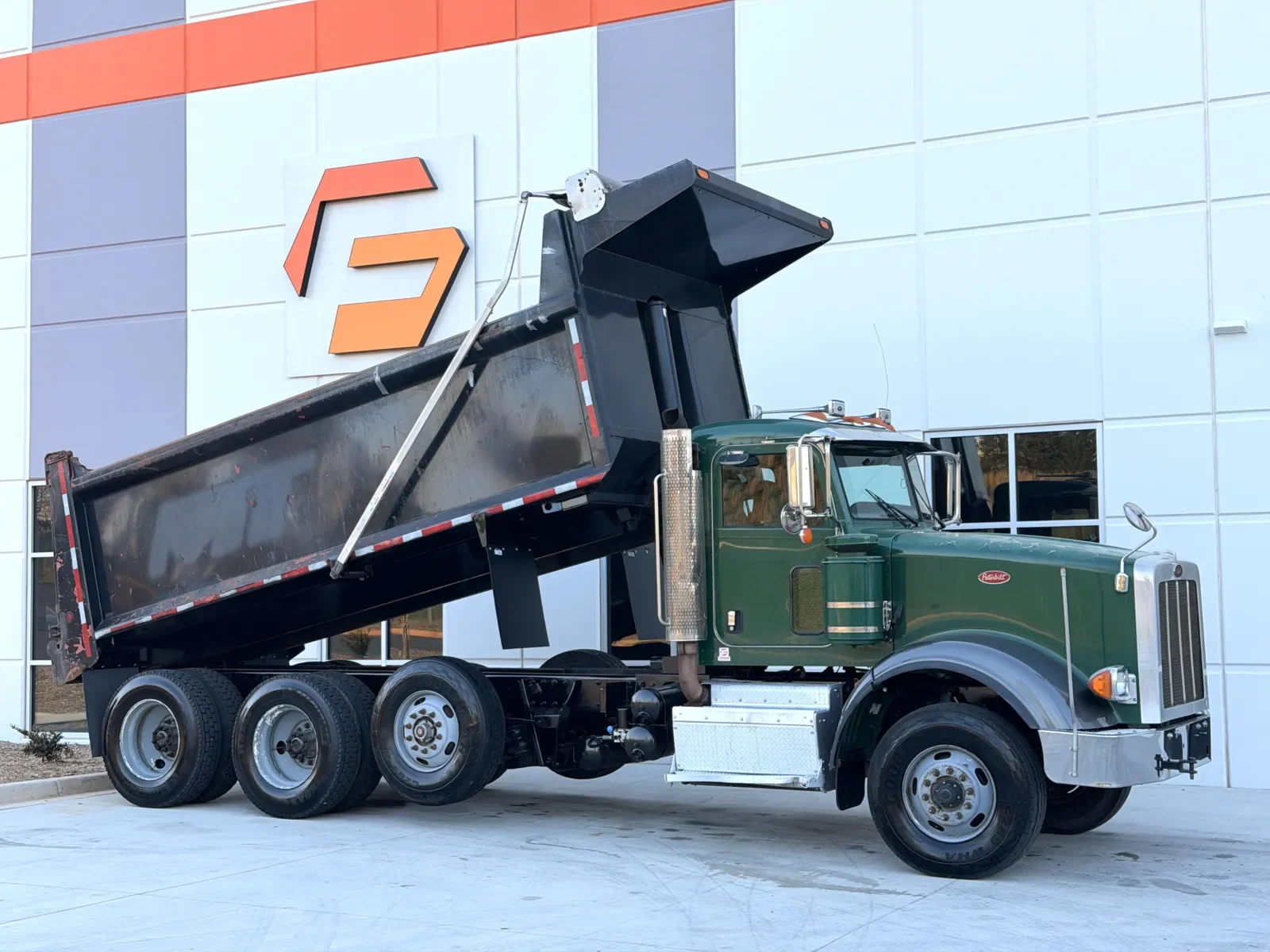2011 Peterbilt 367 in Greer, SC