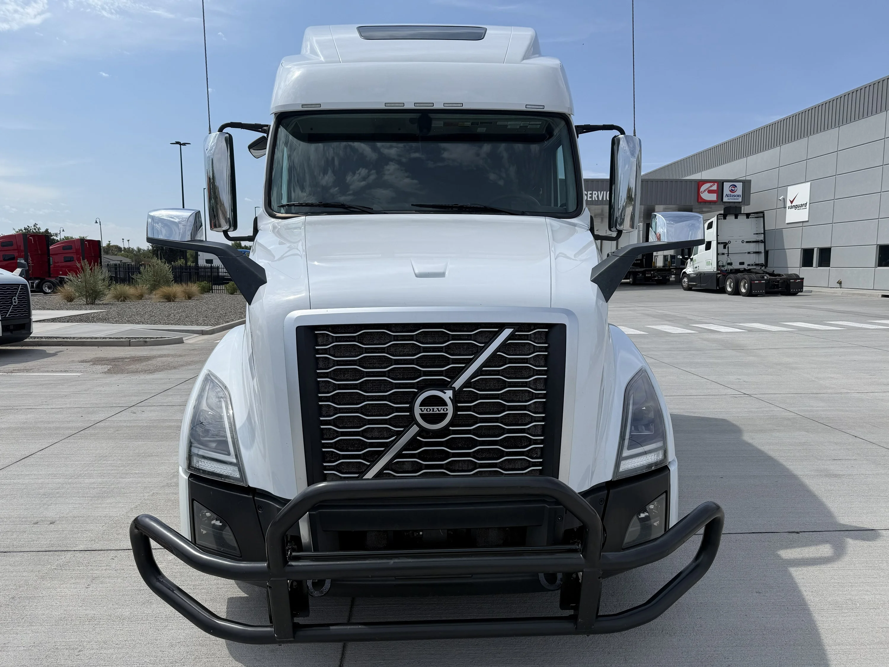 2023 Volvo VNL 860 in Tolleson, AZ — photo 5