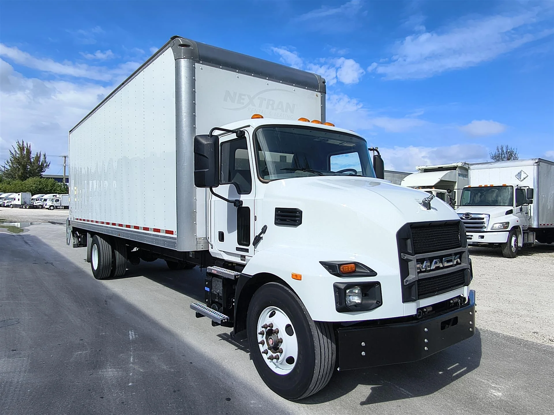 2022 Mack MD in Orlando, FL — photo 3