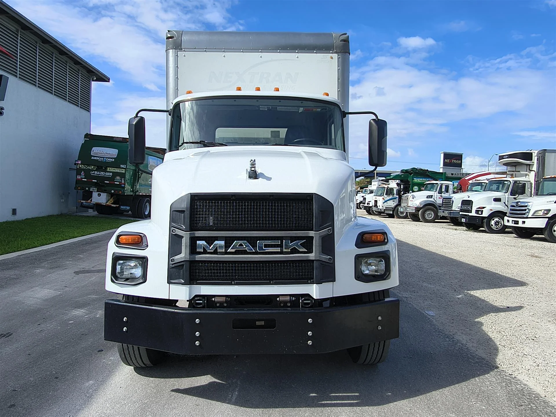 2022 Mack MD in Orlando, FL — photo 2