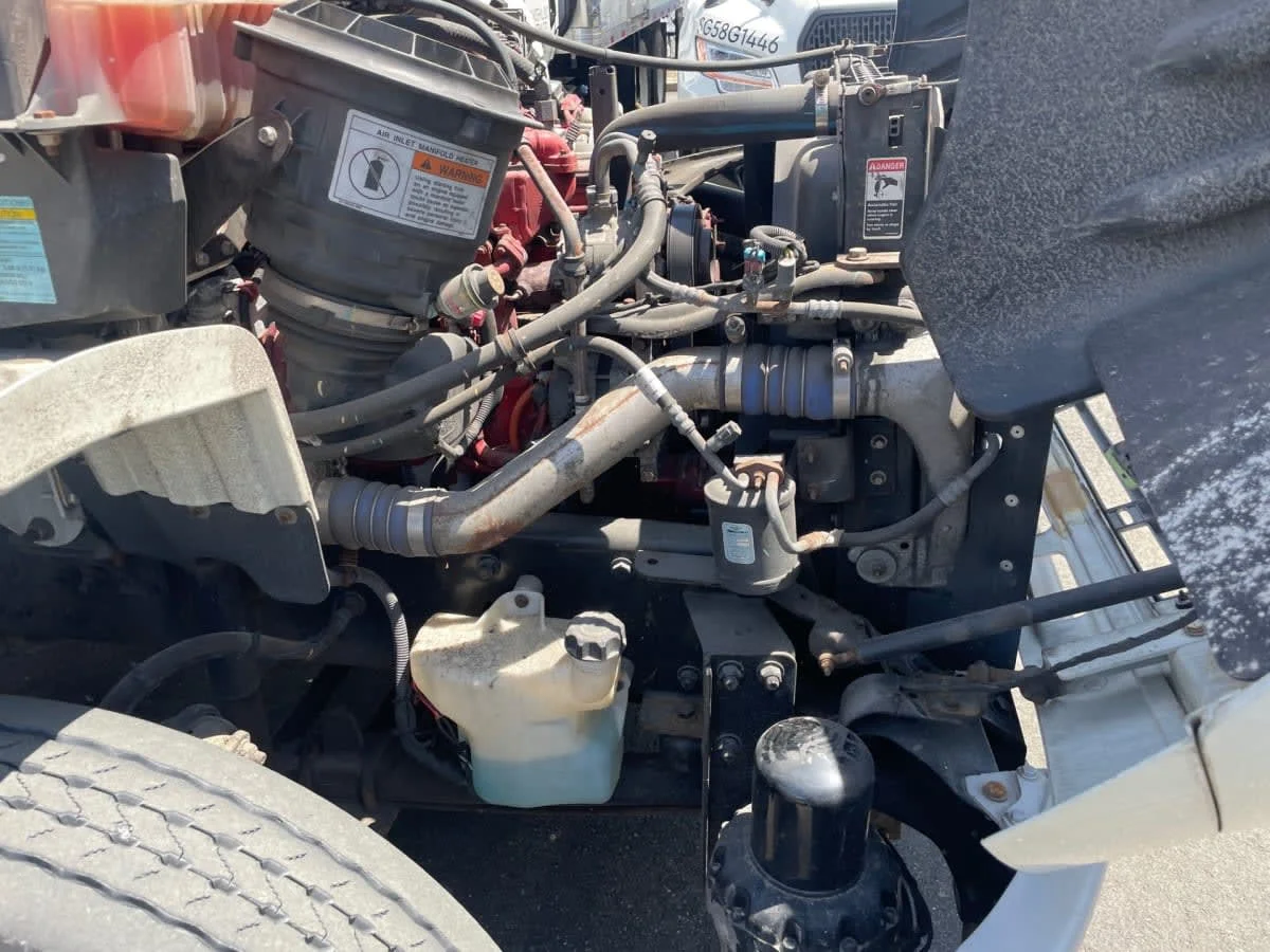 2018 Freightliner M2 106 - image 13