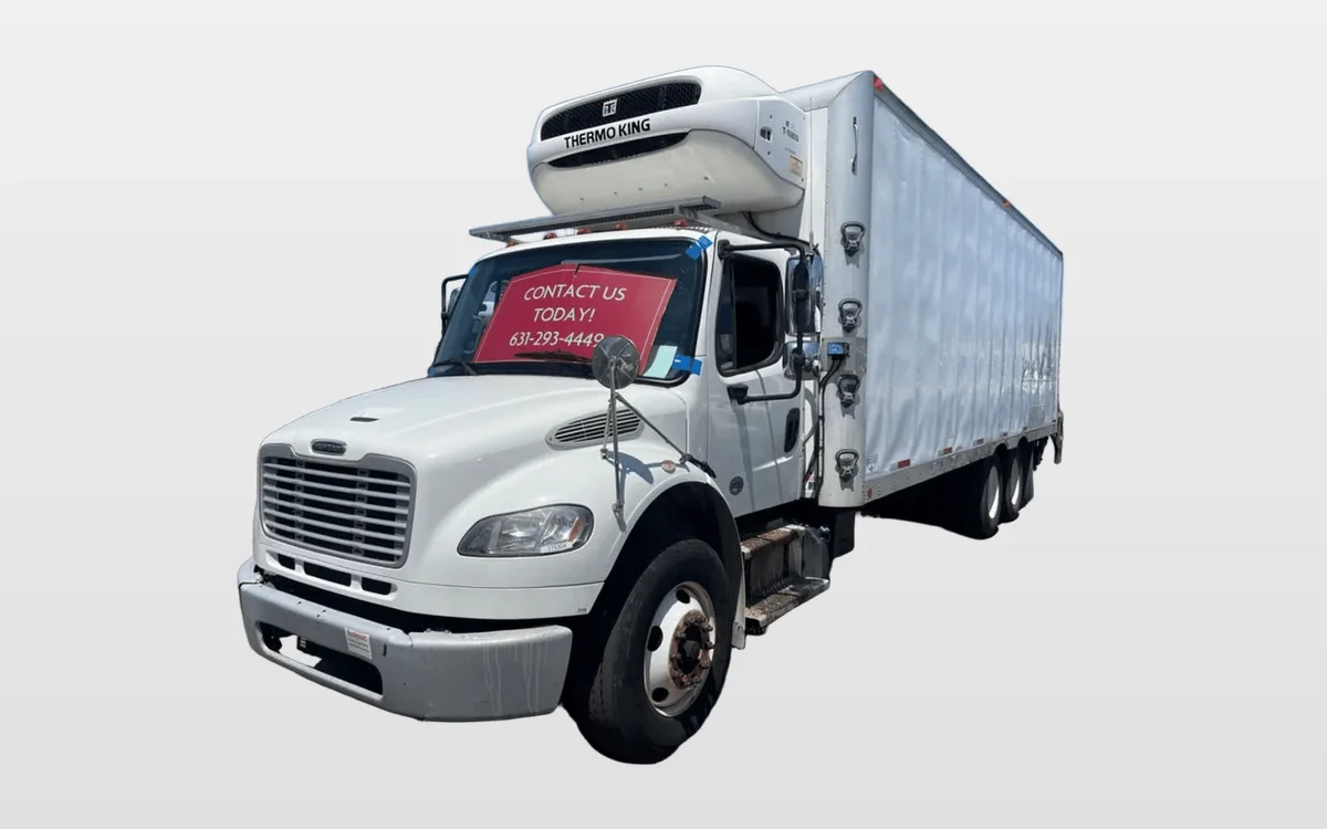 2018 Freightliner M2 106 - image 1