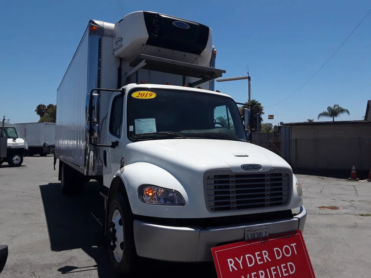 2019 Freightliner M2 106 in Montebello, CA — photo 3