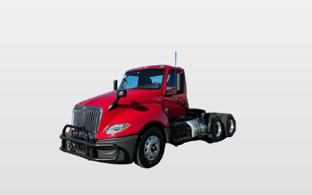 2020 International LT - image 1