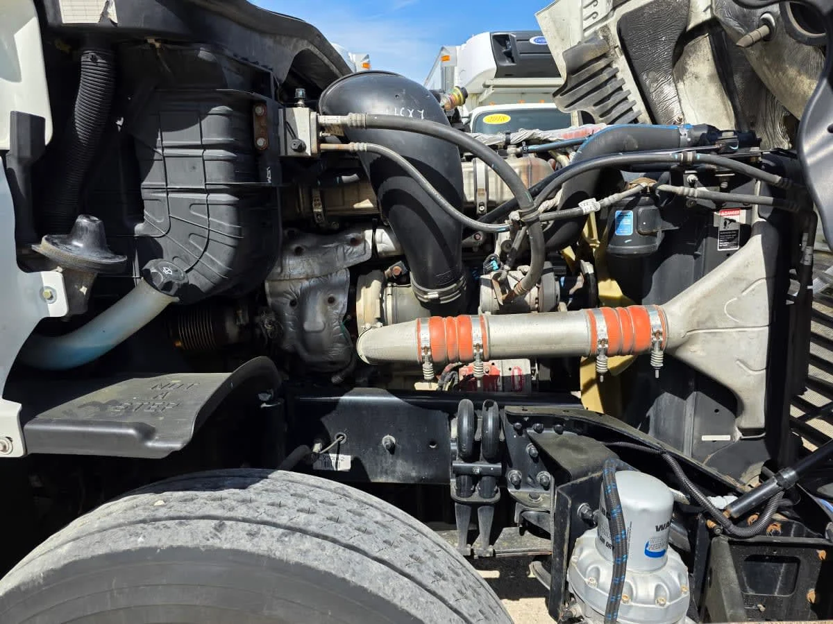 2020 Freightliner Cascadia - image 15