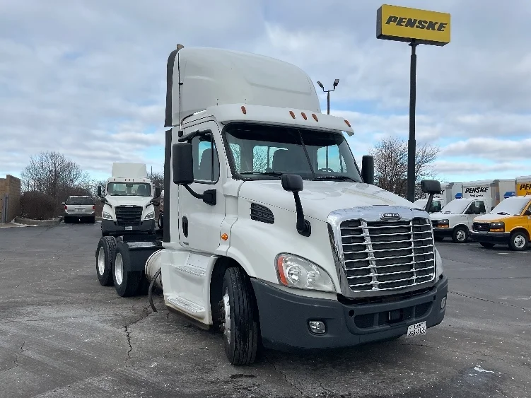 2016 Freightliner Cascadia in Perrysburg, OH