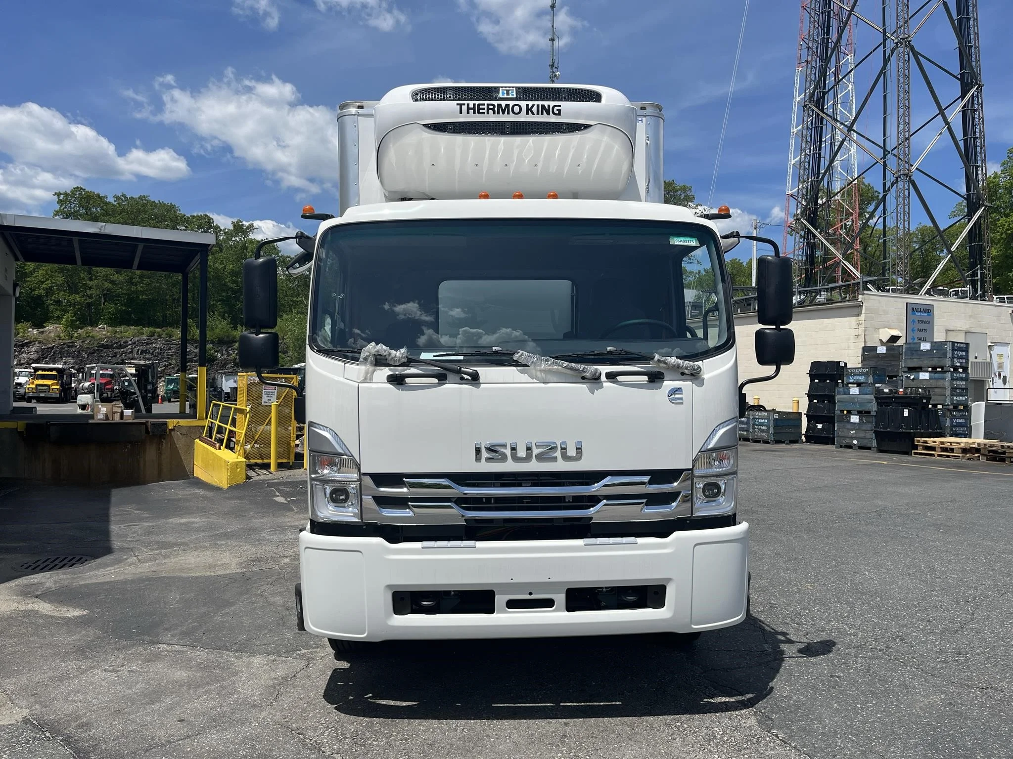2025 Isuzu FTR in Worcester, MA — photo 2