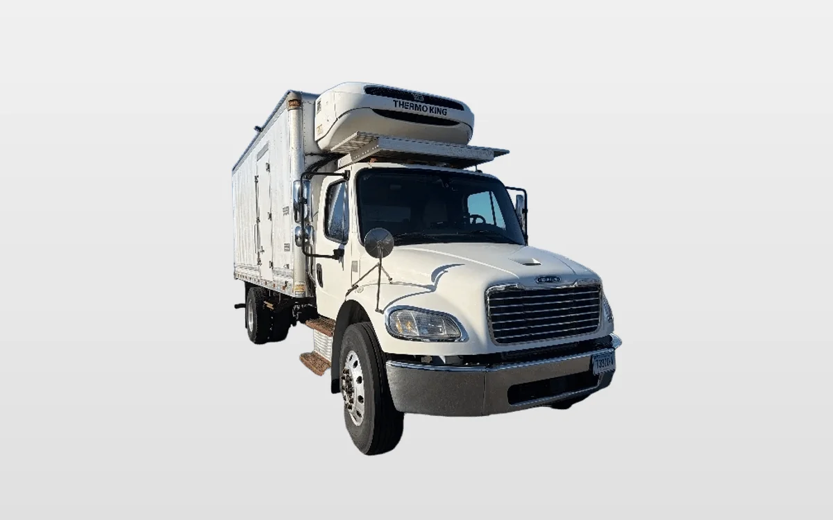 2019 Freightliner M2 106 - image 1