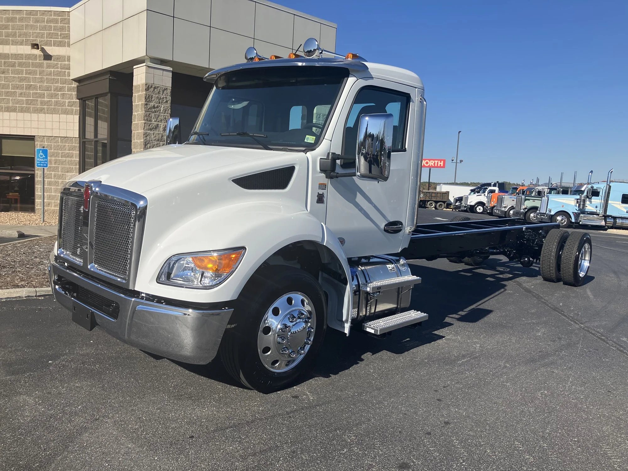 2025 Kenworth T280 in Lynchburg, VA, VA