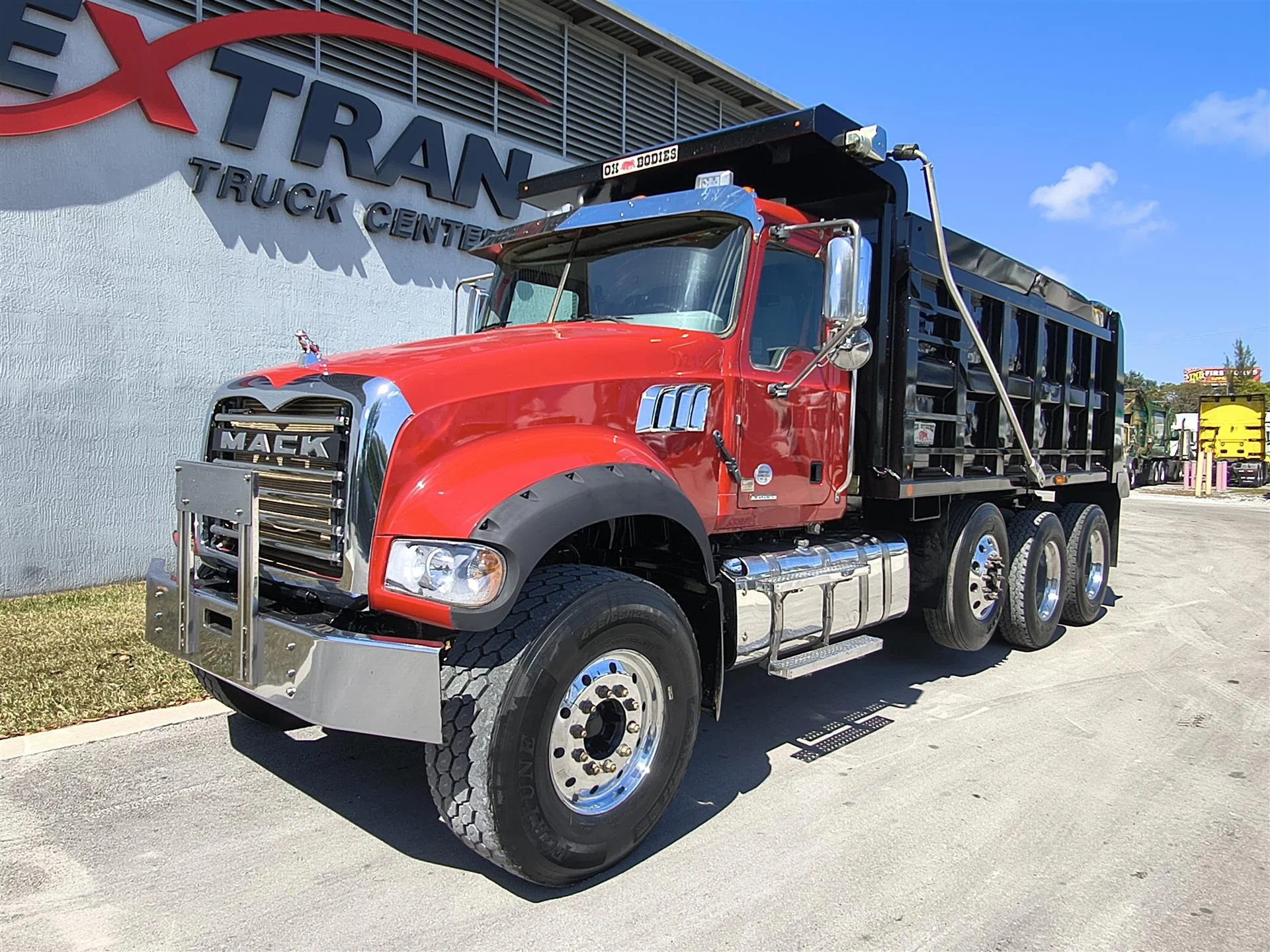 2019 Mack Granite in Fort Lauderdale, FL