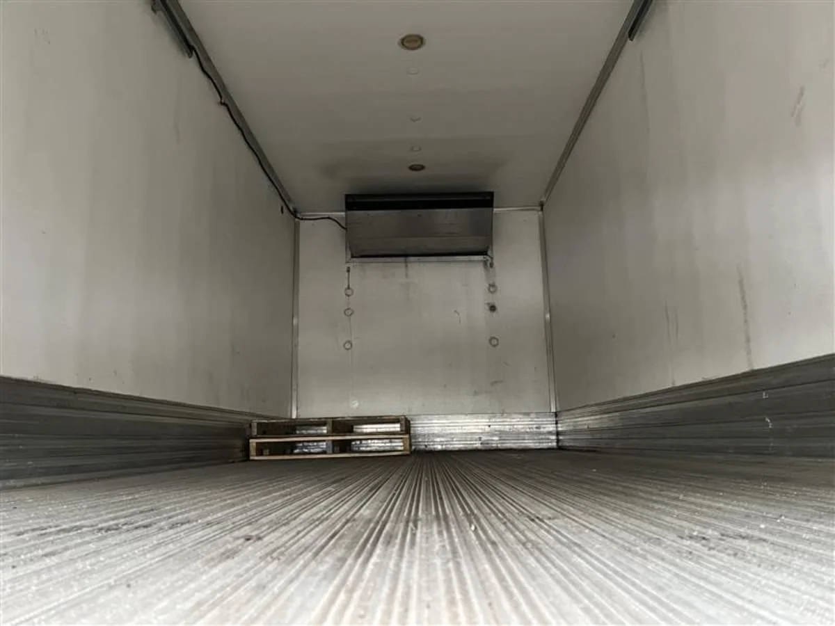 2019 Freightliner M2 106 in Beltsville, MD — photo 9