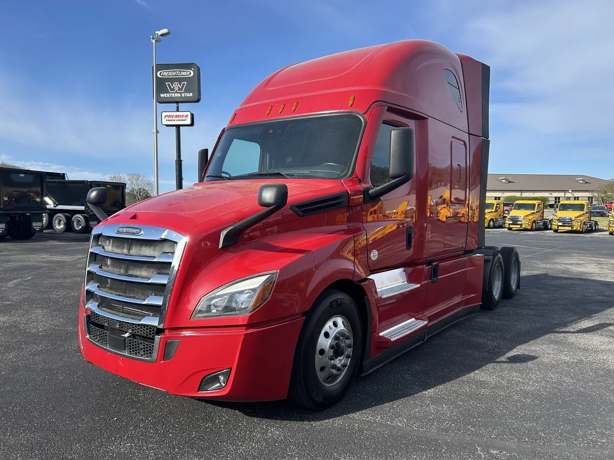 2023 Freightliner Cascadia