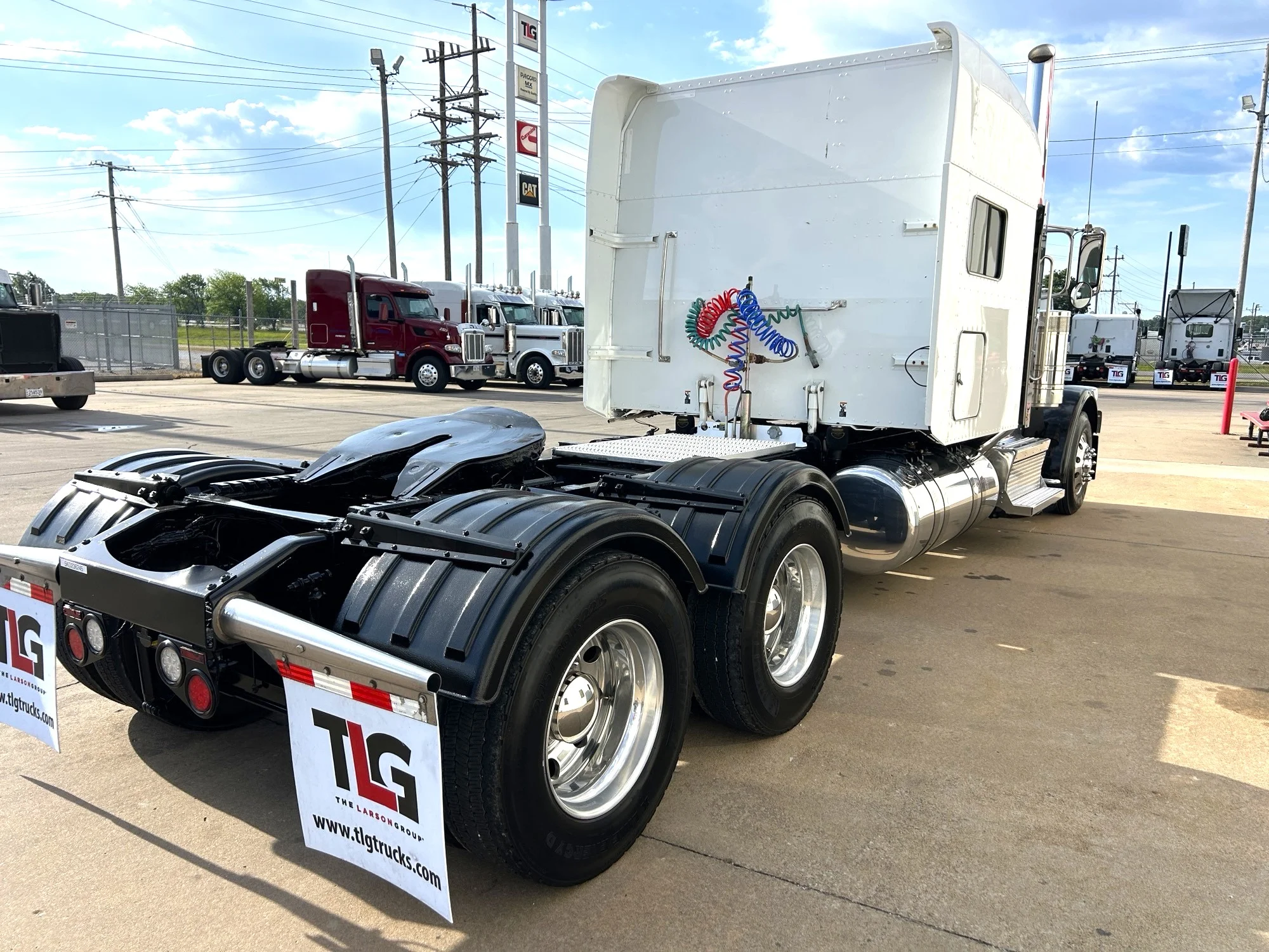 2019 Peterbilt 389 in Joplin, MO — photo 7