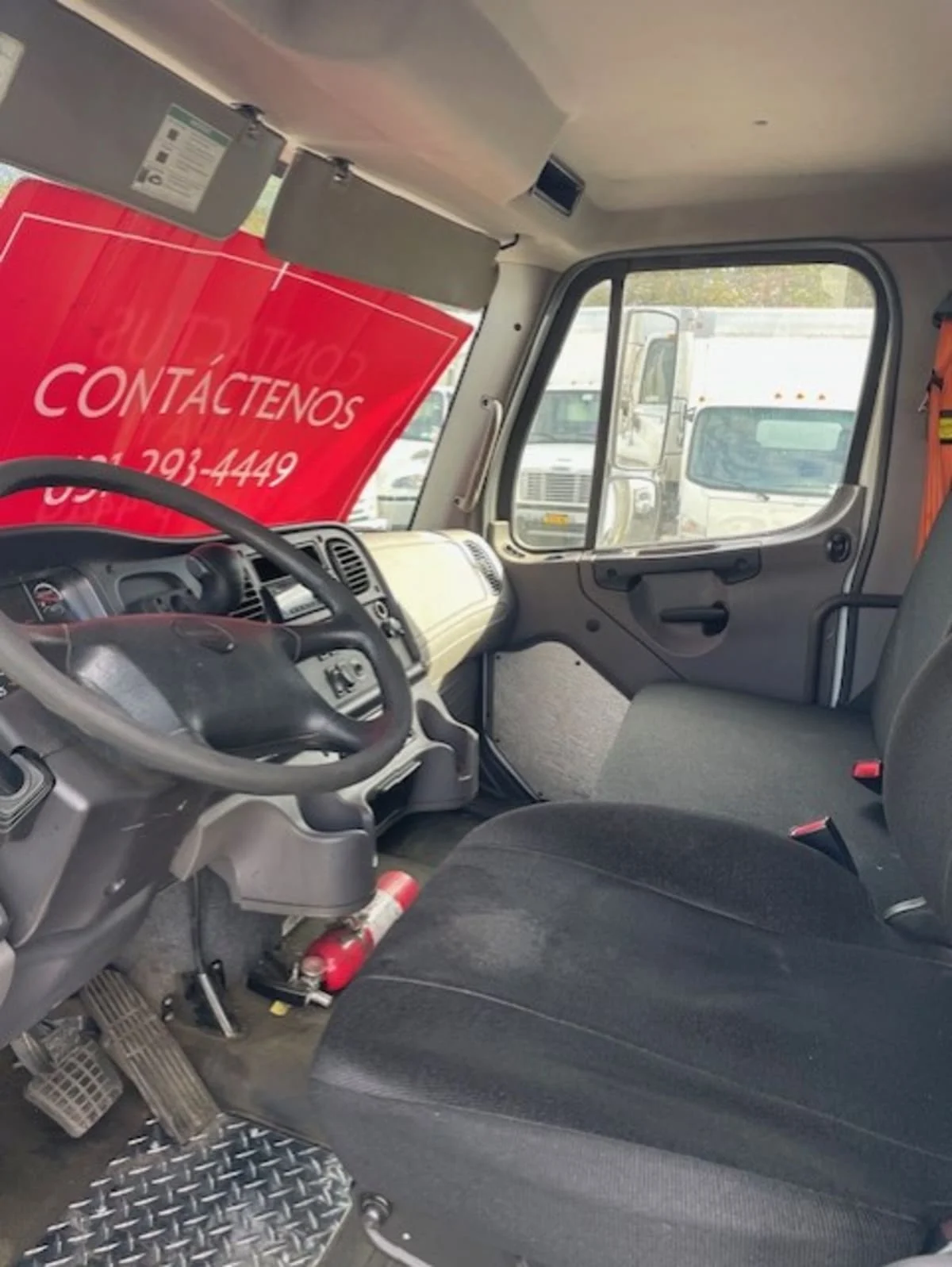 2019 Freightliner M2 106 in Farmingdale, NY — photo 7