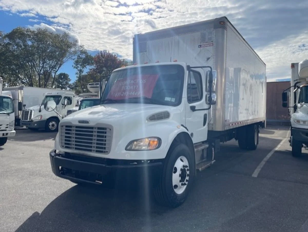 2019 Freightliner M2 106 in Farmingdale, NY