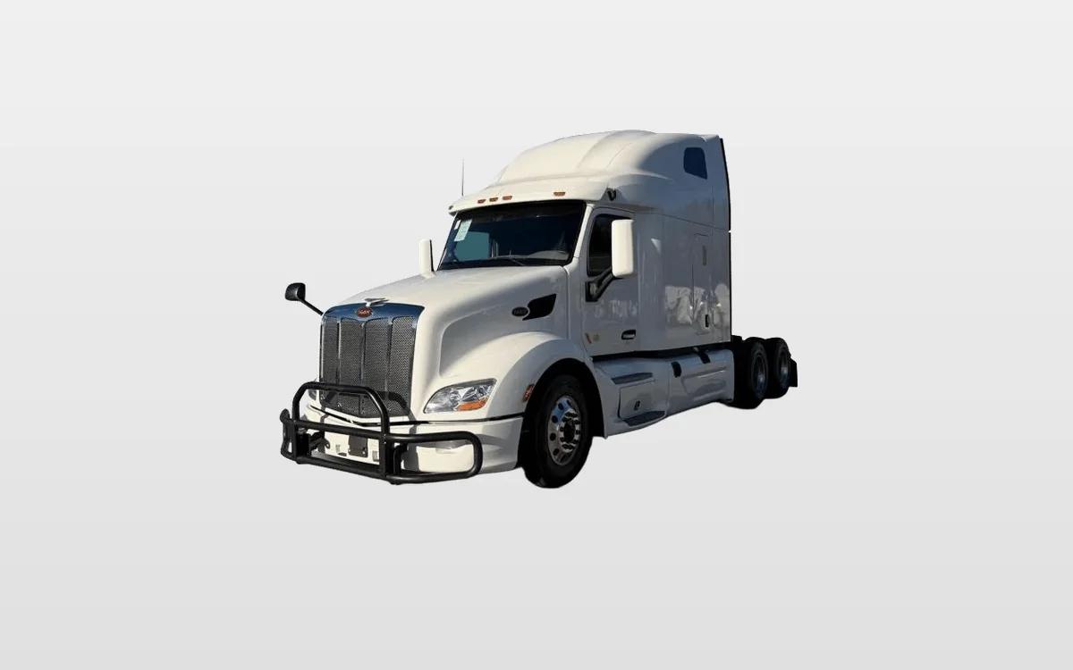 2022 Peterbilt 579 - image 1