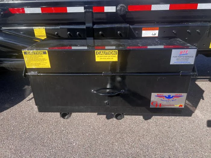 2026 Peterbilt 548 - image 17