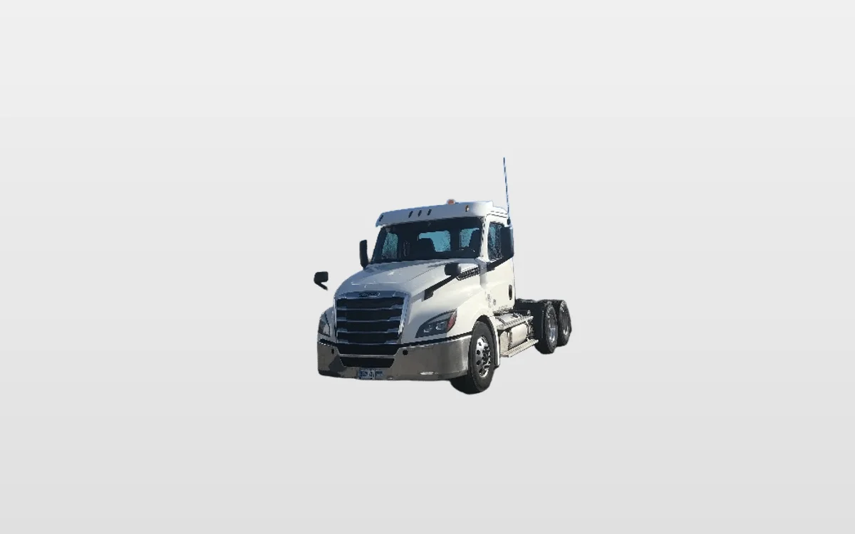 2019 Freightliner Cascadia - image 1