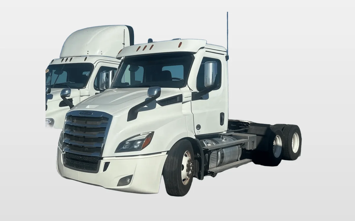 2022 Freightliner - image 1