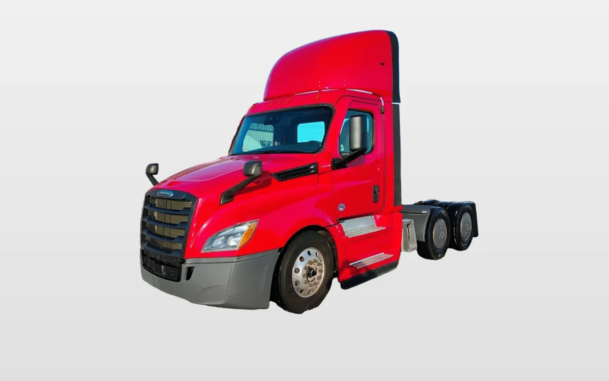 2021 Freightliner Cascadia - image 1