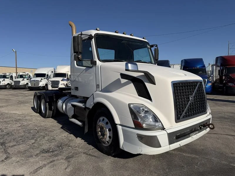 2017 Volvo VNL 300 in Dallas