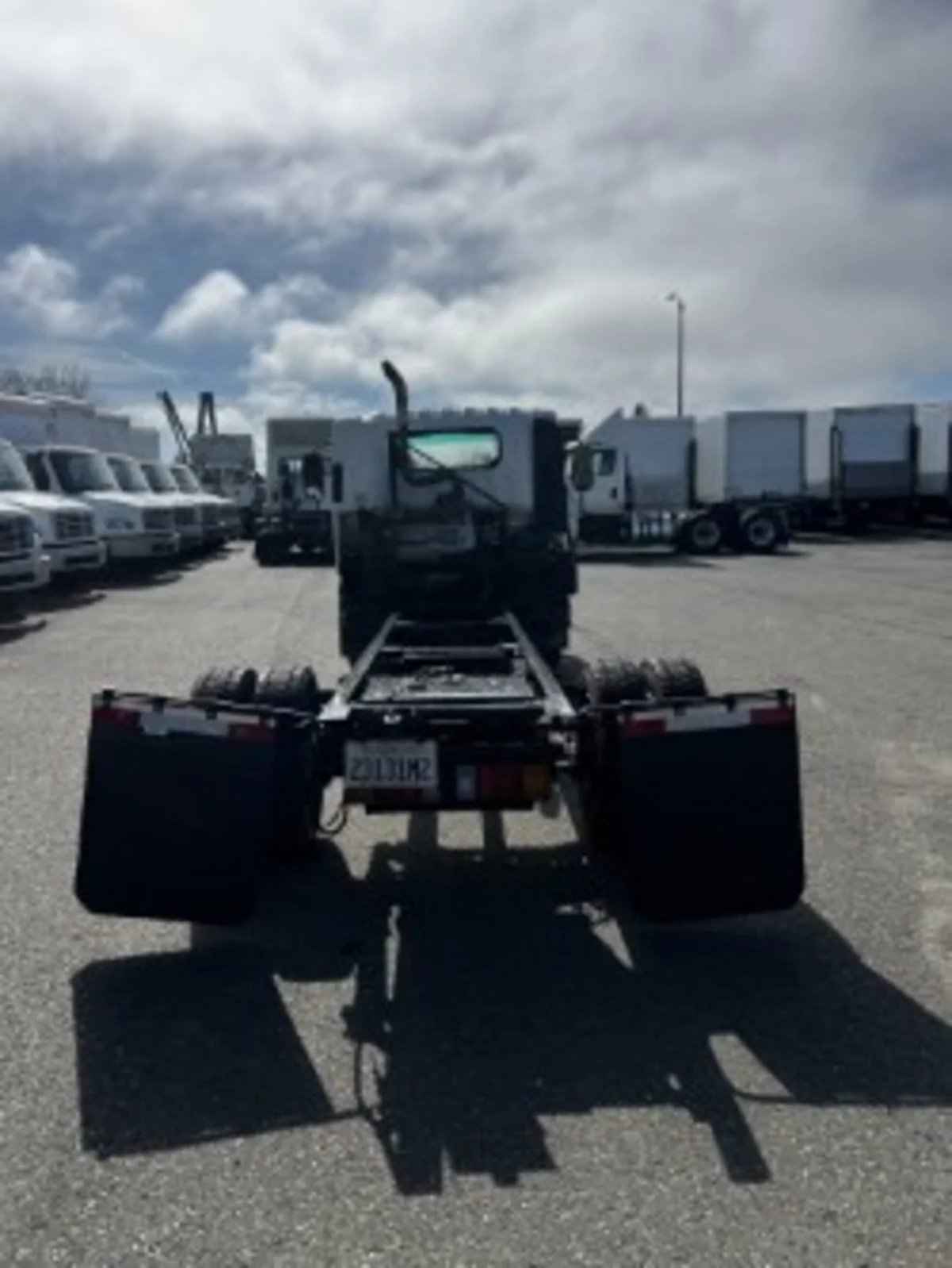 2019 Isuzu NRR in West Sacramento, CA — photo 8