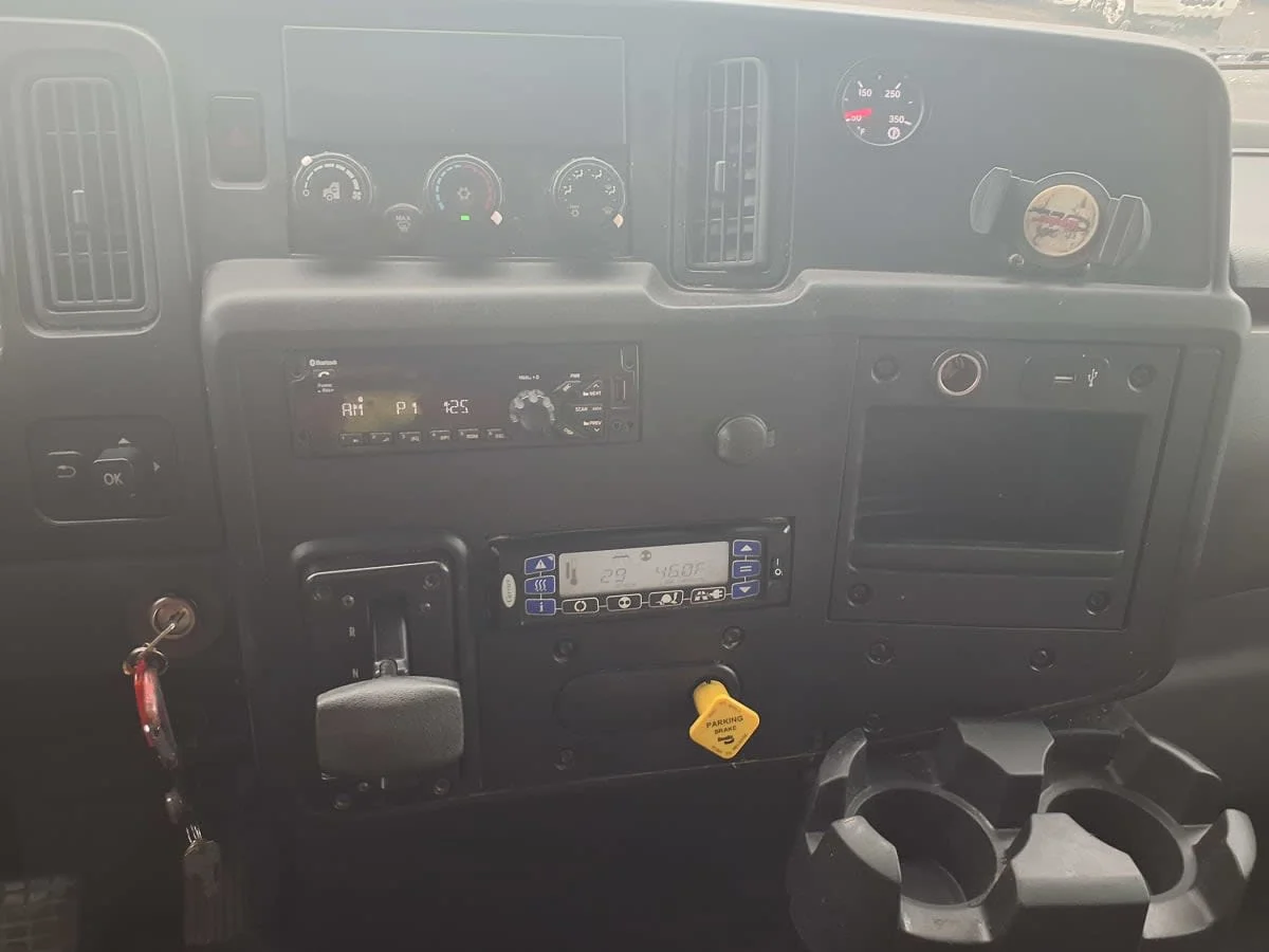 2019 International MV - image 12