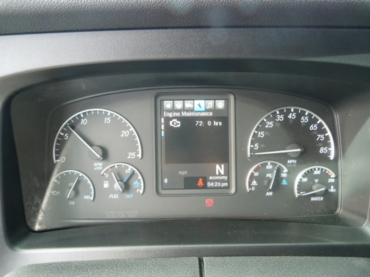 2026 Freightliner Cascadia - image 22